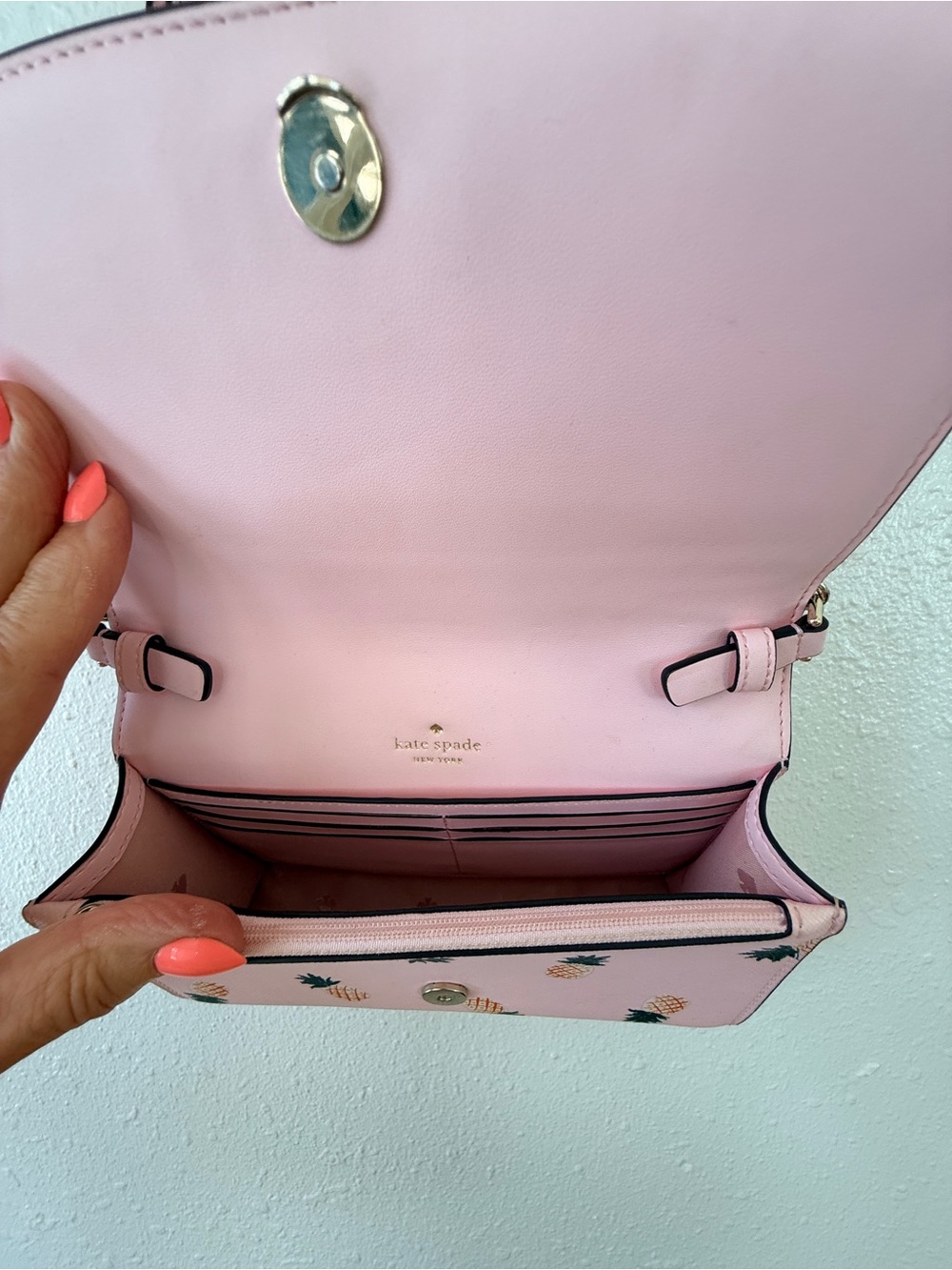 Kate Spade New York Staci Pineapple Crossbody Bag Pink Saffiano Leather - Picture 7 of 10